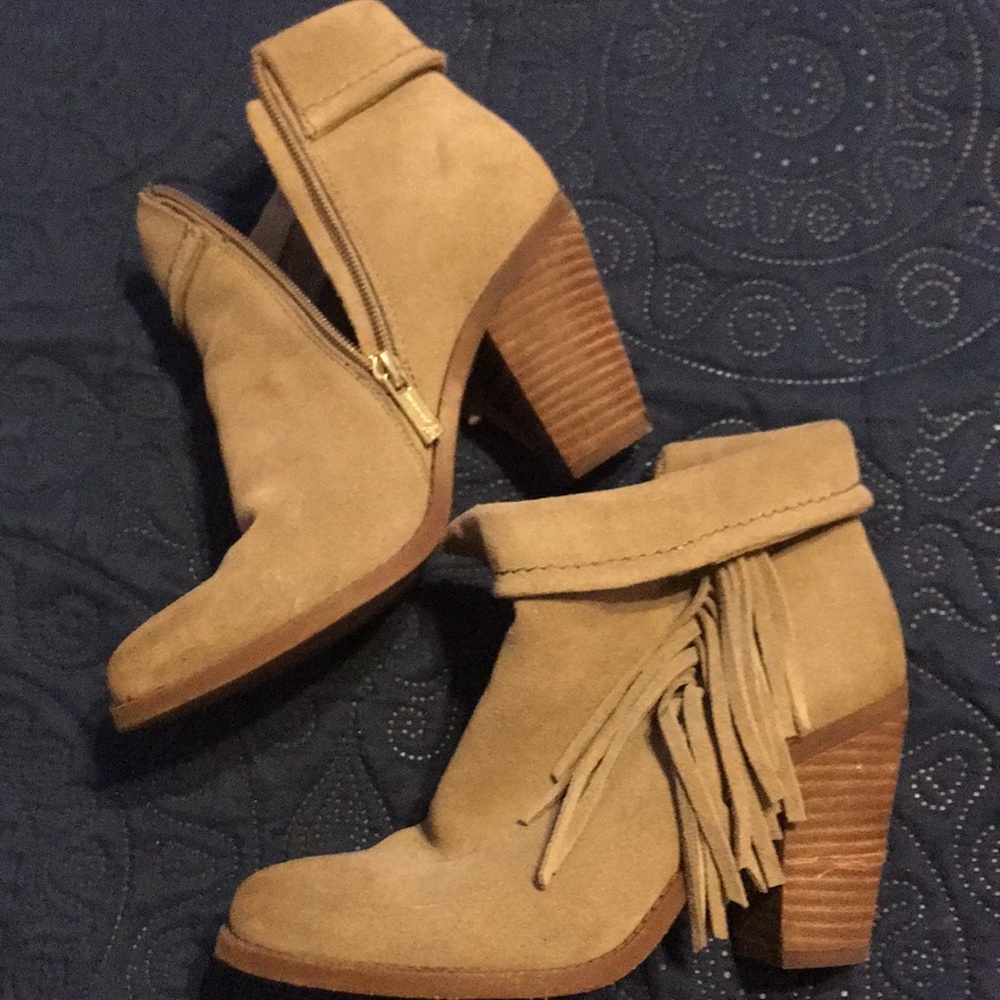 Jessica Simpson ankle boots